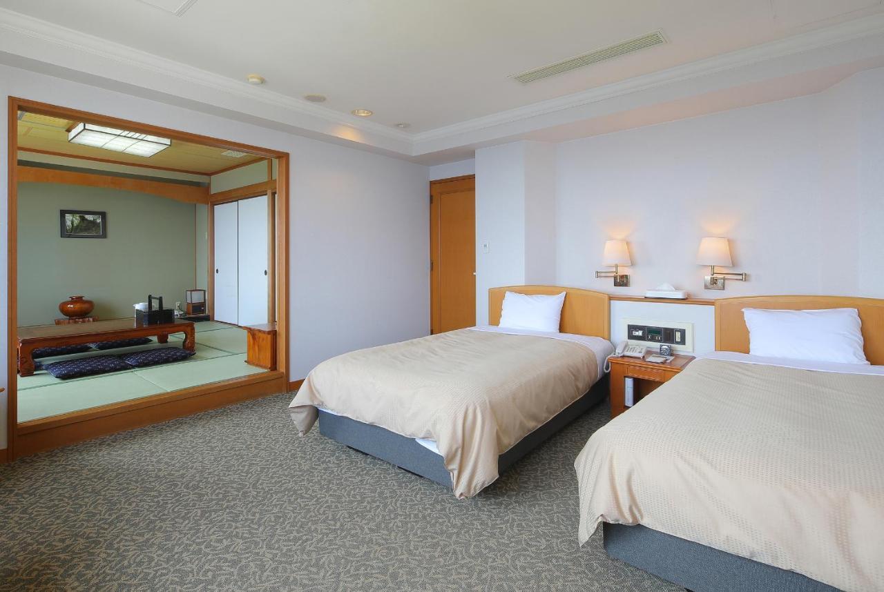 The Hotel Yakushima Ocean & Forest Exterior photo